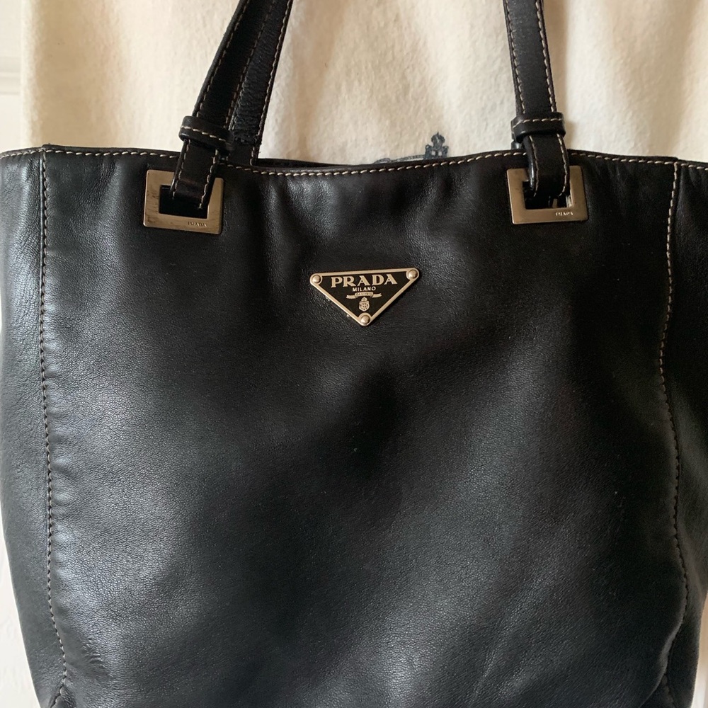 Prada leather bucket bag small - Picture 3 of 8